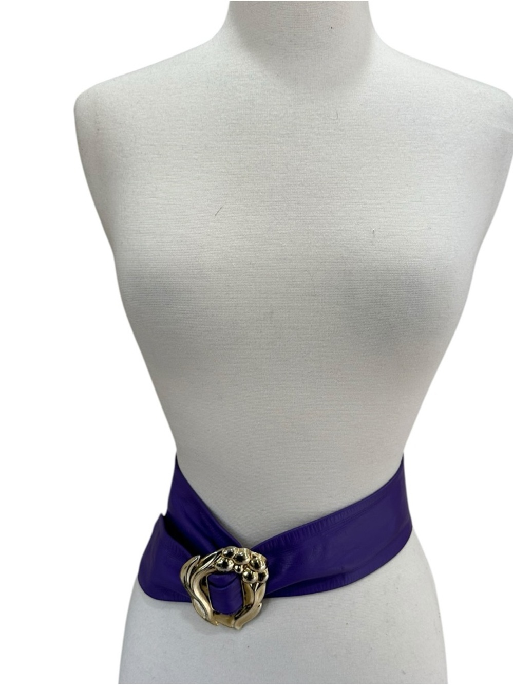 80s 90s Vintage Lucia Purple Leather Belt with Abstract Gold Tone Buckle